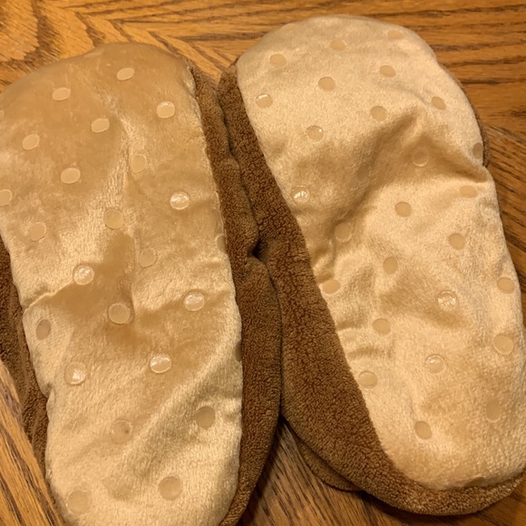 Womens reindeer slippers size small (4-6) - Picture 2 of 2
